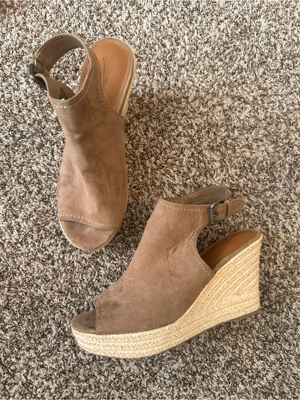 Universal Thread Taupe Suede Espadrille Wedge Slingback Sandals